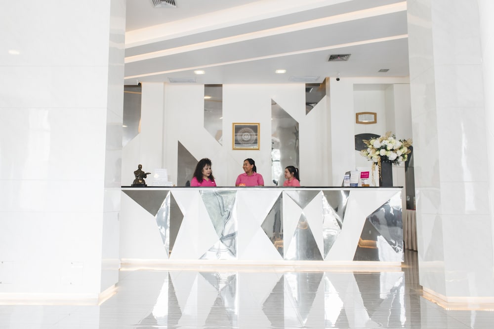 K.S. Pavilion Hotel 9/50