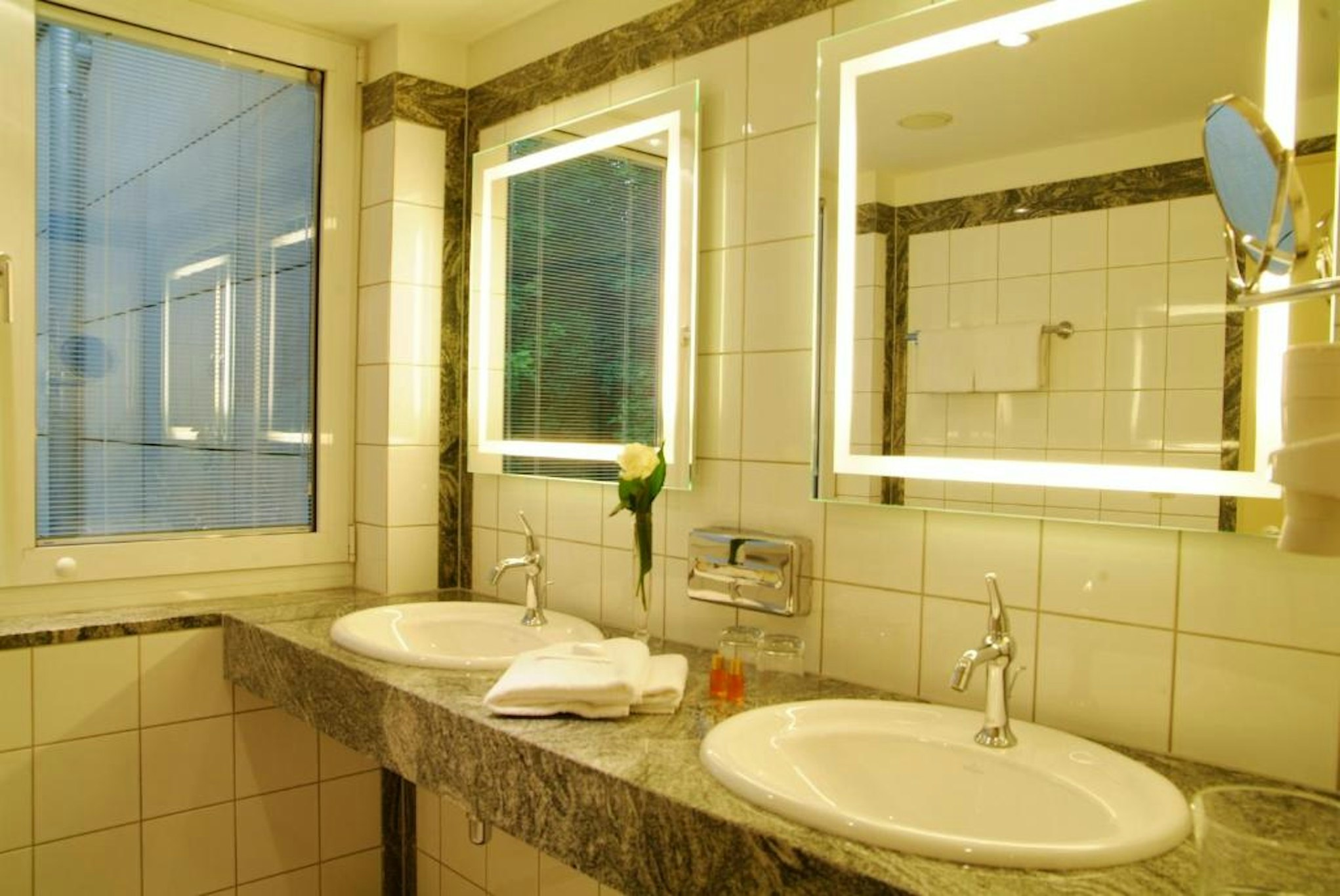 Ringhotel Waldhotel Heiligenhaus 30/33