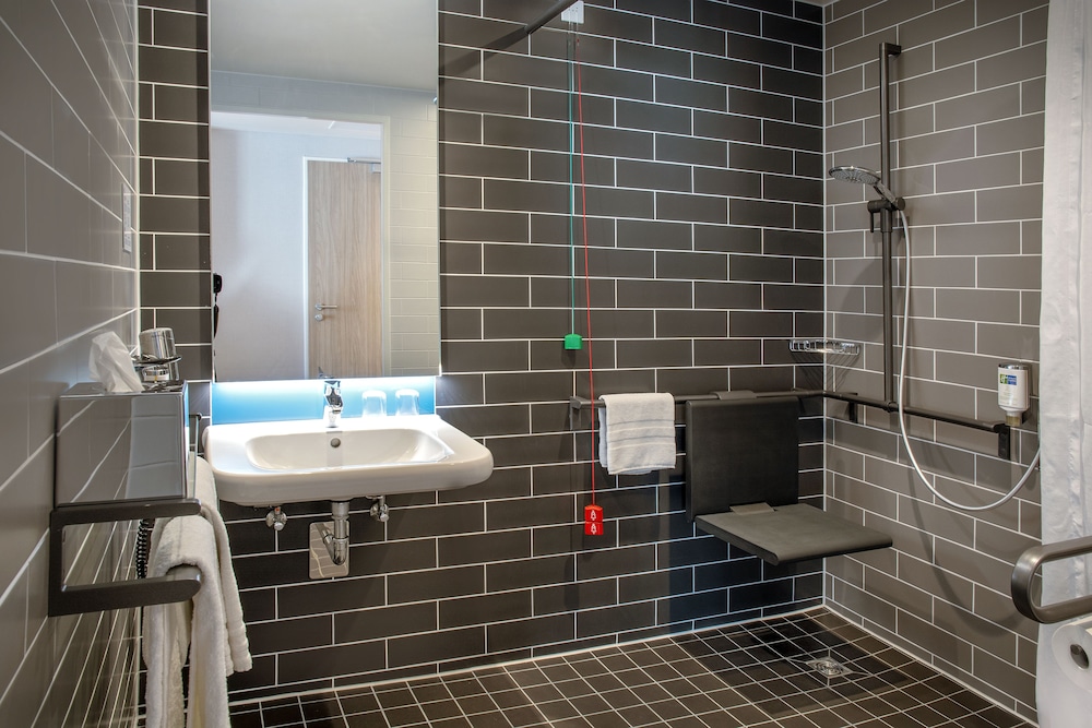 HOLIDAY INN EXPRESS STUTTGART - WAIBLINGEN 24/69
