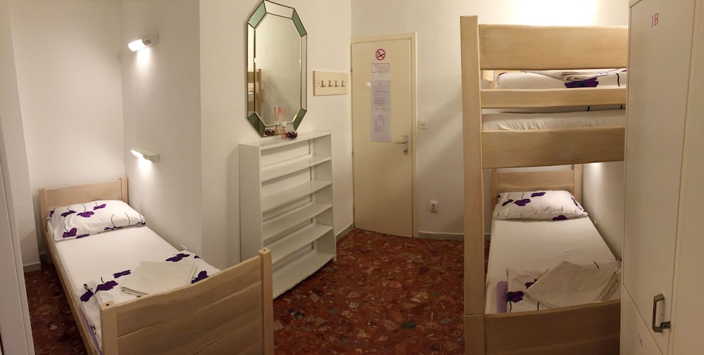 Hostel Angelina Old Town Dubrovnik 36/39