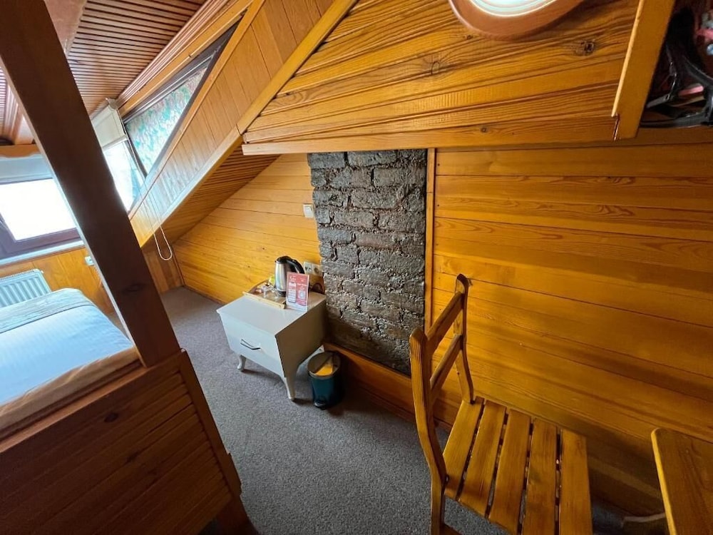 LE SAFRAN SUITE 36/50