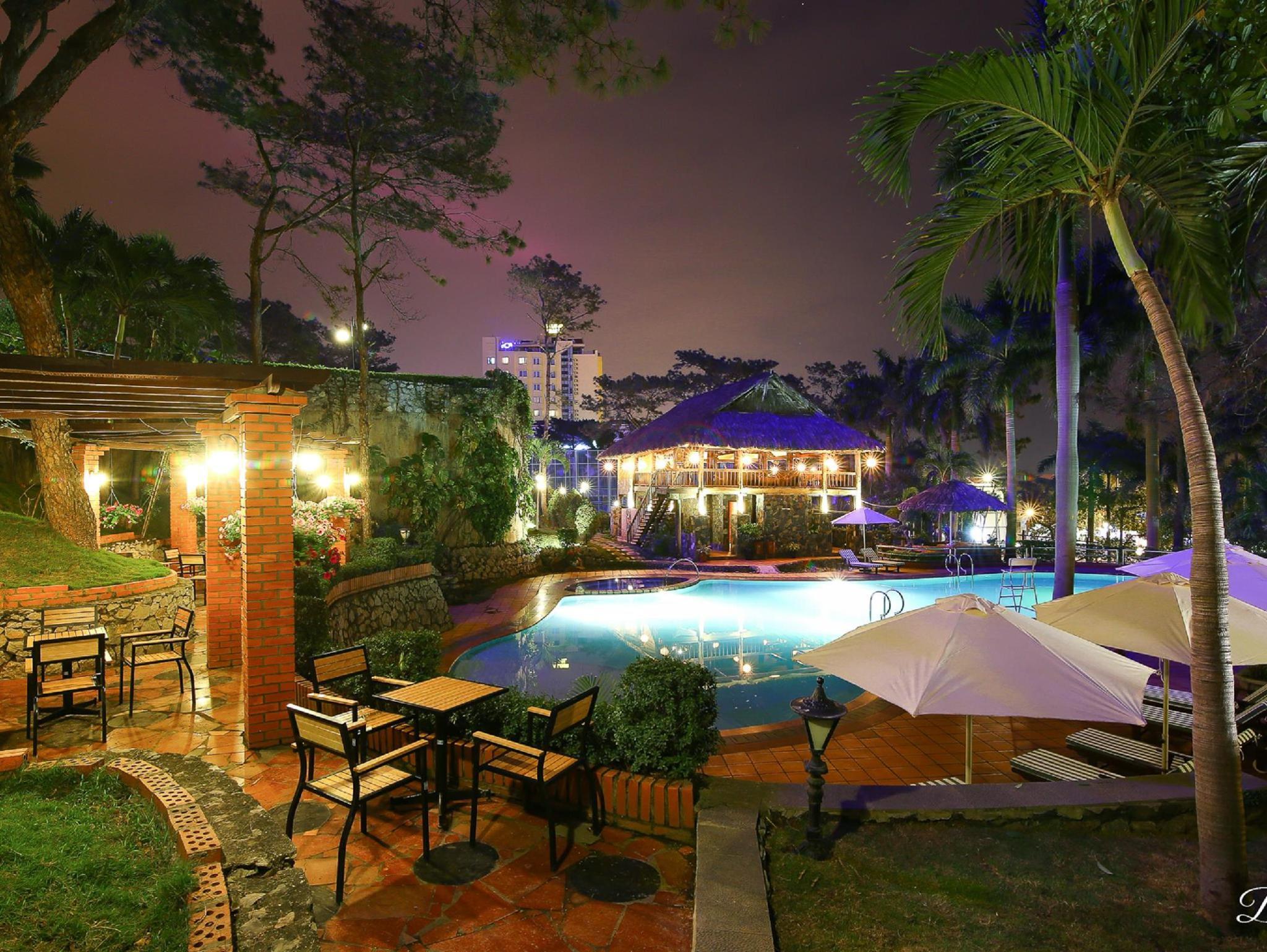 Saigon Halong Hotel 39/43
