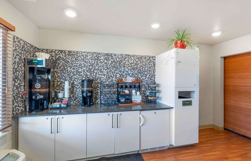 Extended Stay America Suites - Denver – Airport 3/43