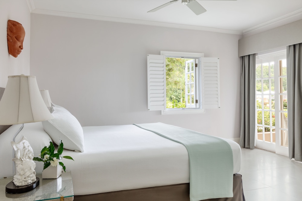 Couples Sans Souci - Adults Only 20/73