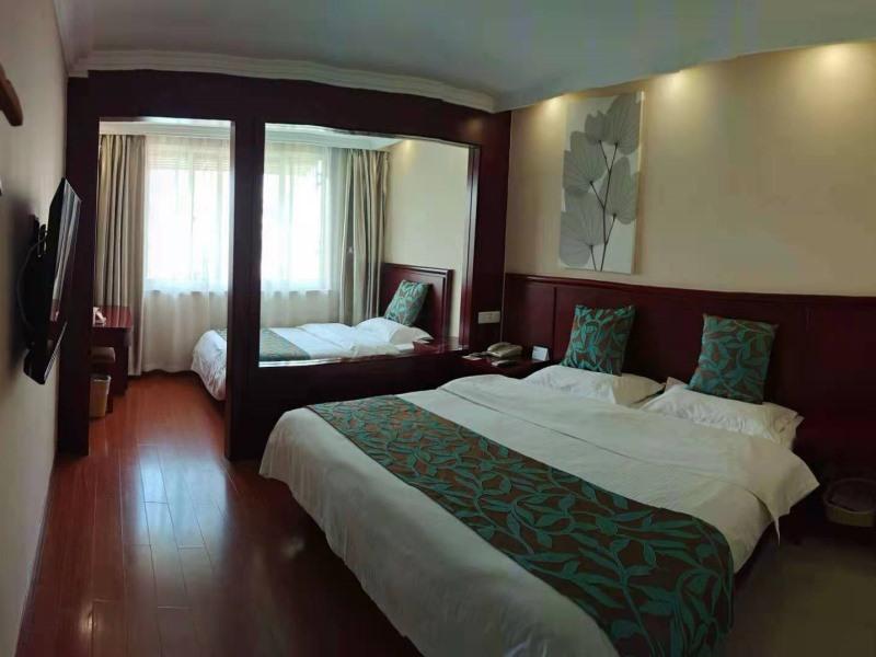GreenTree Inn Shanghai World Expo Site Yangsi Metro Station Shell Hotel 5/16