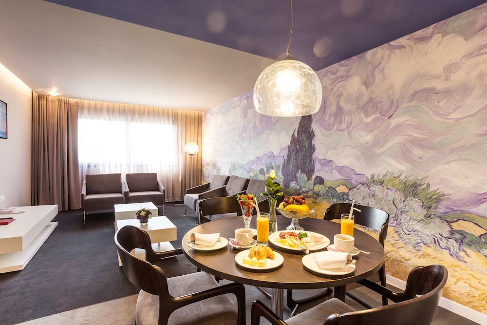 Grand Hotel Plovdiv 44/52