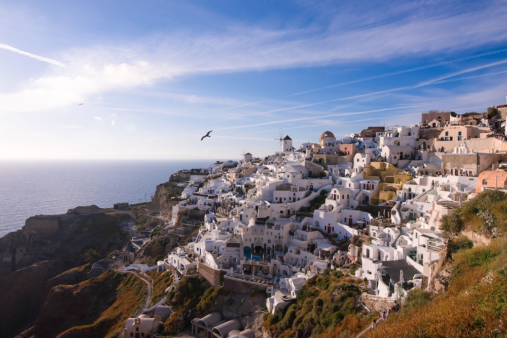 Pezoules of Oia 45/59