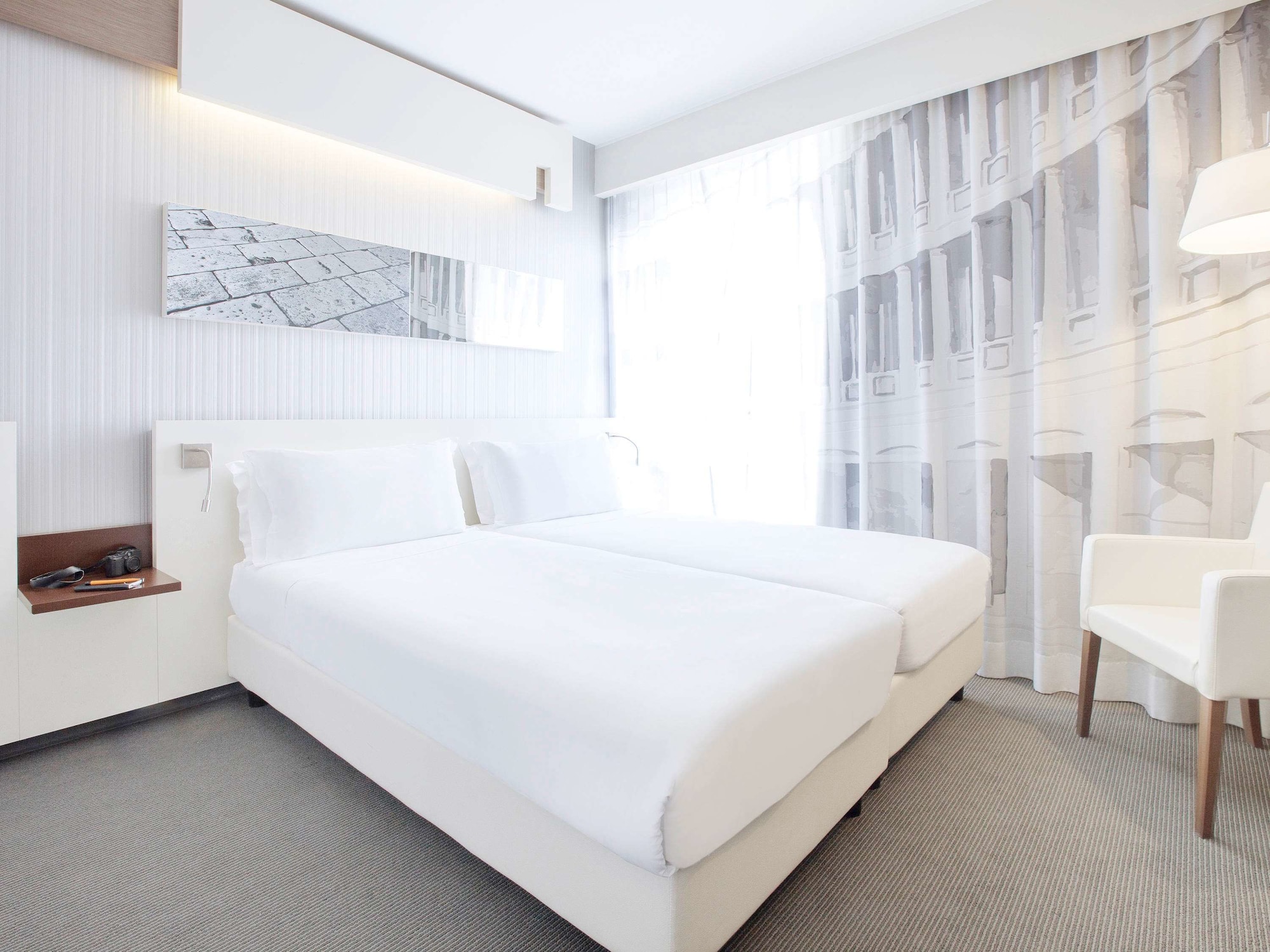 SUPERIOR, TWIN BEDS
