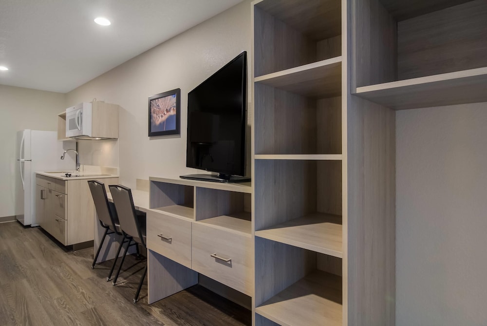 Woodspring Suites Jacksonville Orange Park 29/40