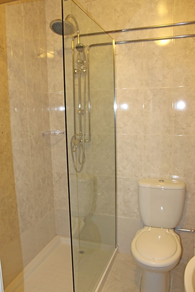 Grande Oceano Guest House 40/48