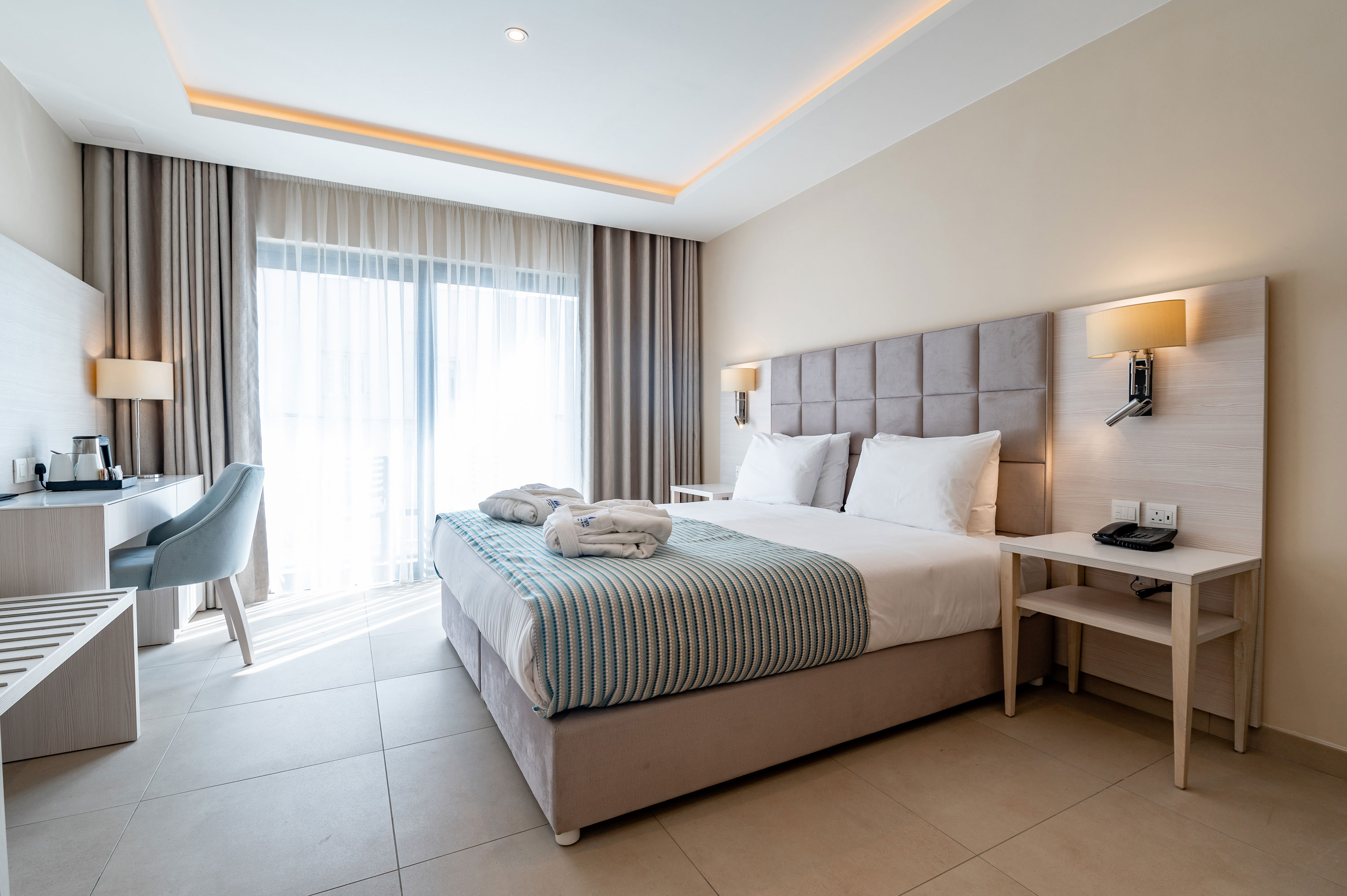 جناح جونيور مفرد بشرفة، Maritim Antonine Hotel and Spa Malta 3/8