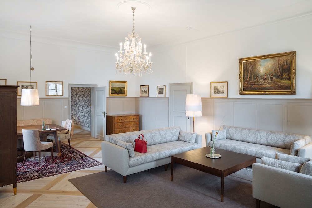 IMLAUER Hotel Schloss Pichlarn 30/50