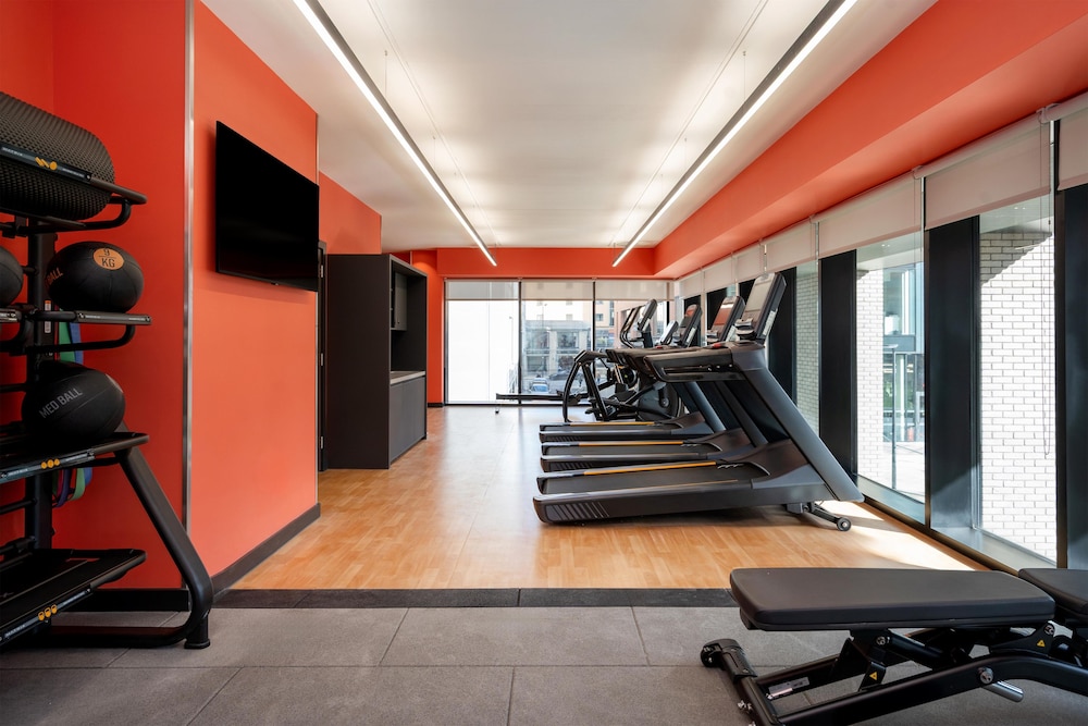 Hyatt House Leeds 20/50