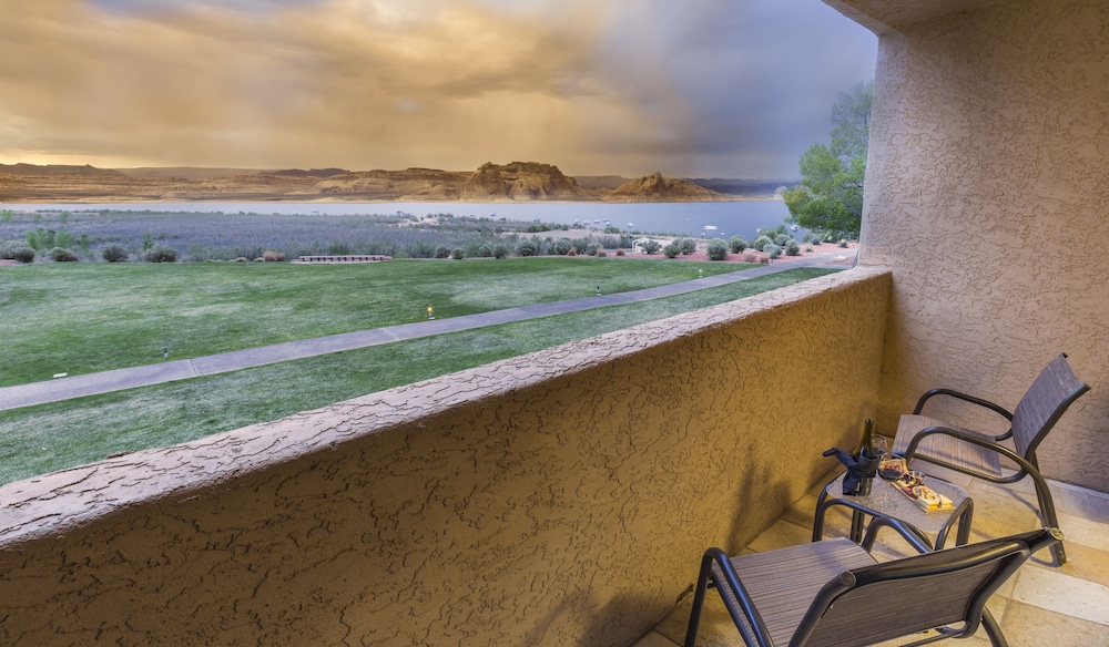 Lake Powell Resort 40/73