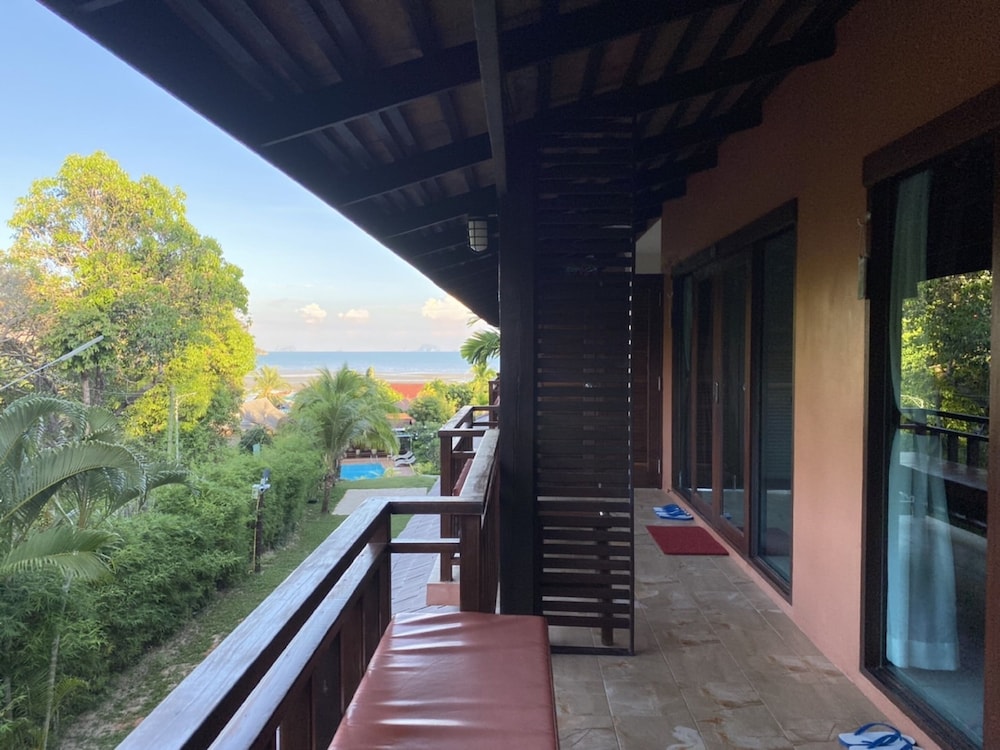 Baan Taranya Koh Yao Yai 8/76
