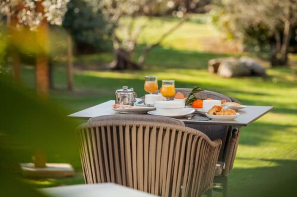 Hotel Restaurant Spa La Madrague 57/68
