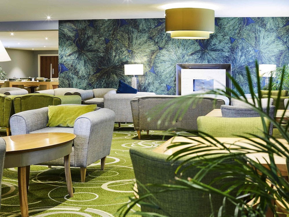 Mercure Newbury West Grange Hotel 45/72