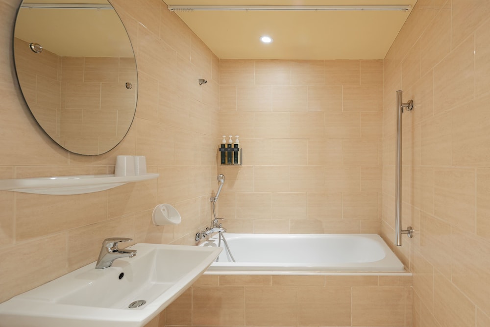 Kindness Hotel Wu Jia 55/58