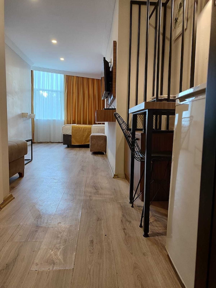 Terra Rossa Suites 29/44