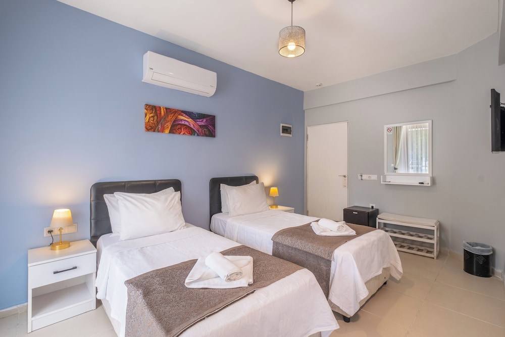 Himm Hotel 14/68