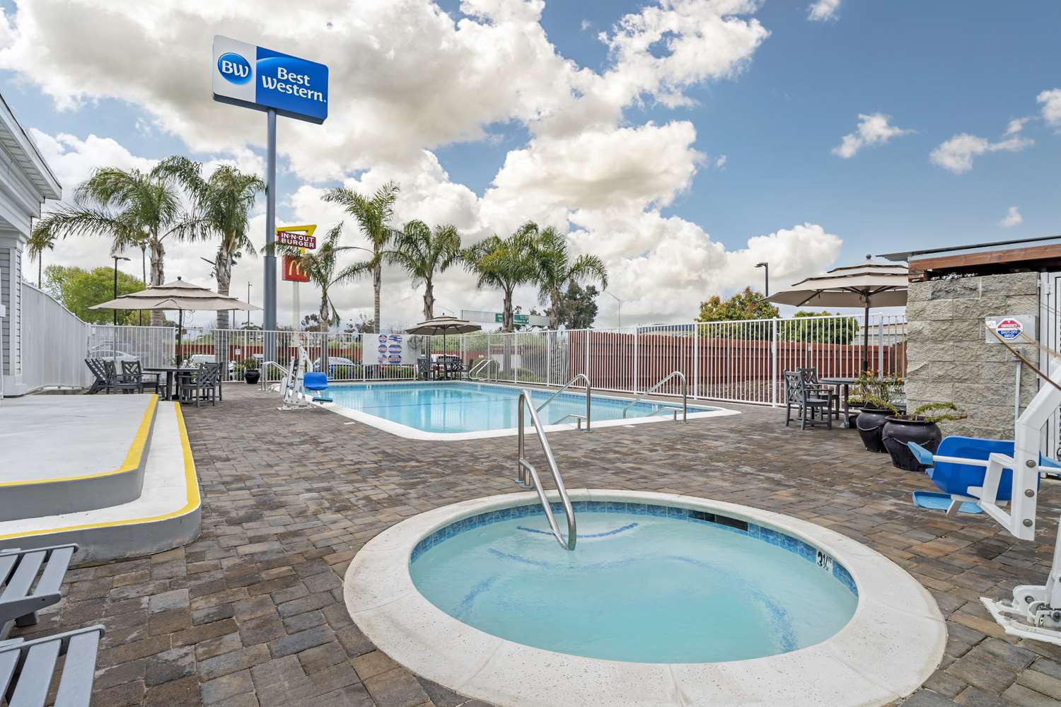Best Western Salinas Monterey Hotel 36/37