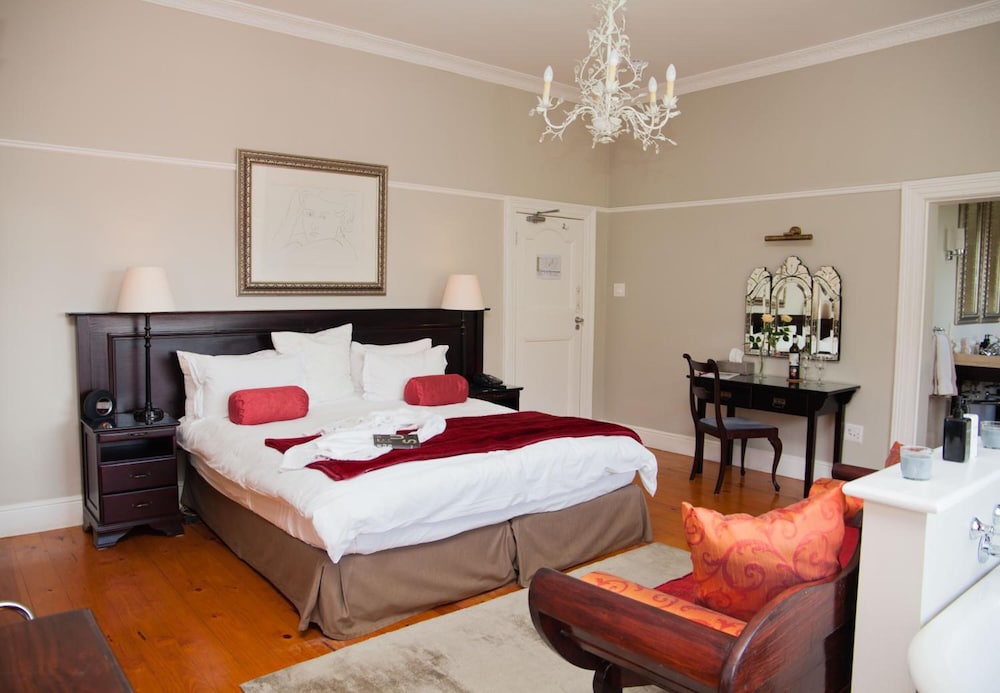 Abbey Manor Luxury Guesthouse 16/70