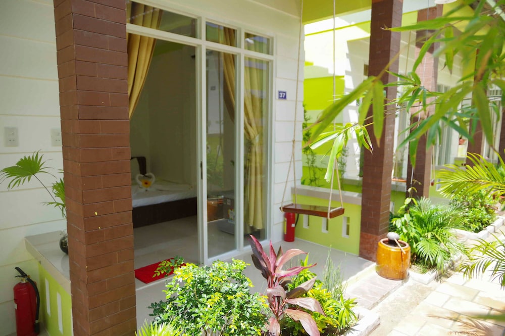 Mai Phuong Binh Bungalow 8/64
