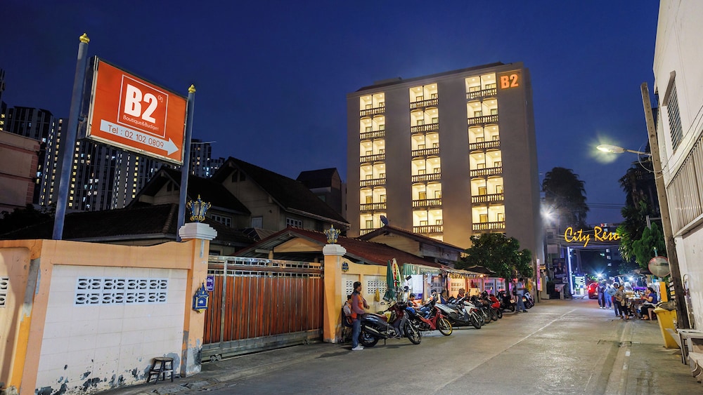B2 Huai Khwang Premier Hotel 44/50