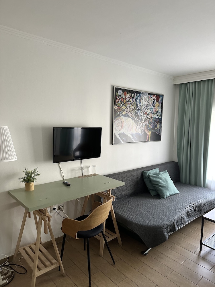 Art Hotel 33/50