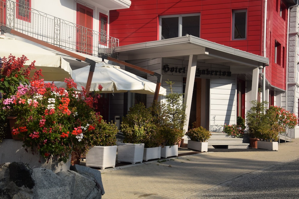 Hotel Chaberton 7/50