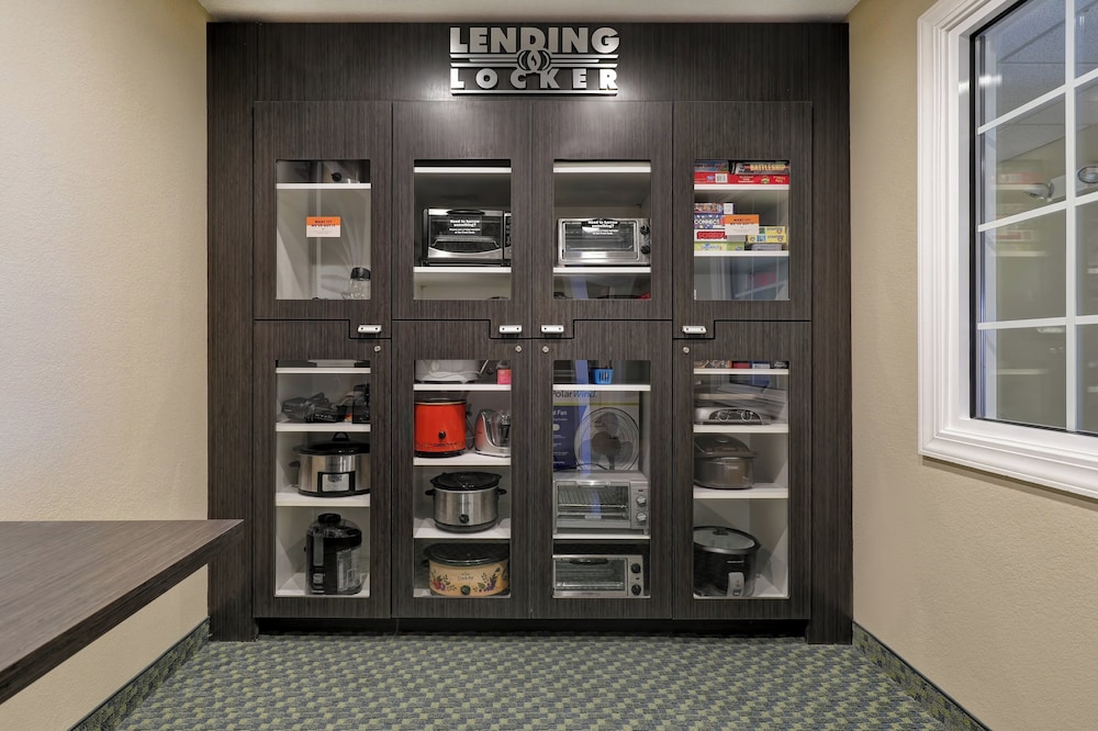 Candlewood Suites Indianapolis - South 34/77