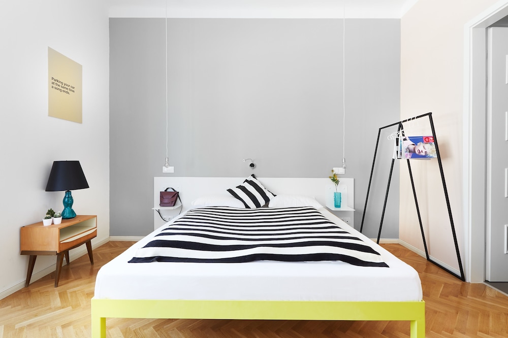 The Magazine Hotel Apartments 12/70