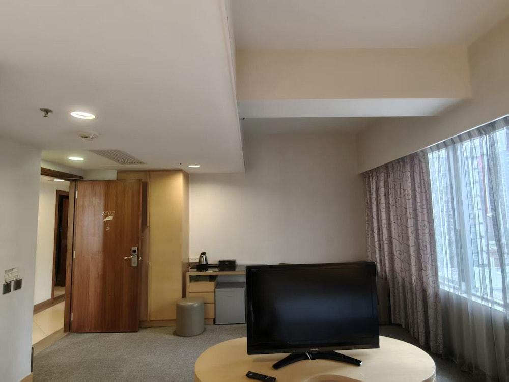 H1 Hotel 45/55