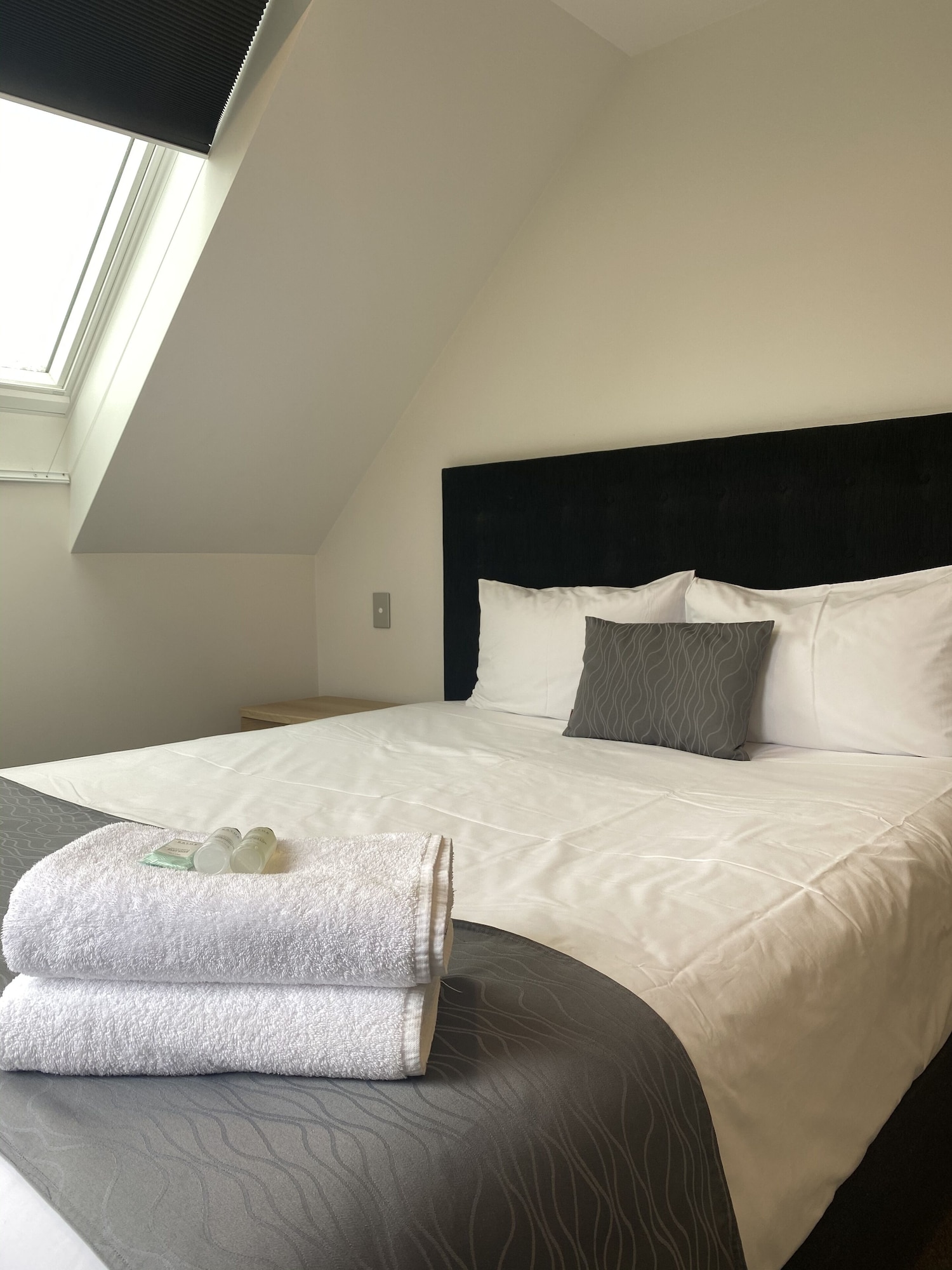 1 BEDROOM, EXECUTIVE
