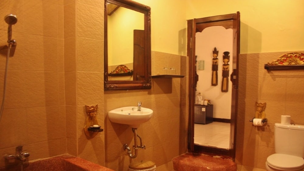 Puri Cendana Resort 40/72