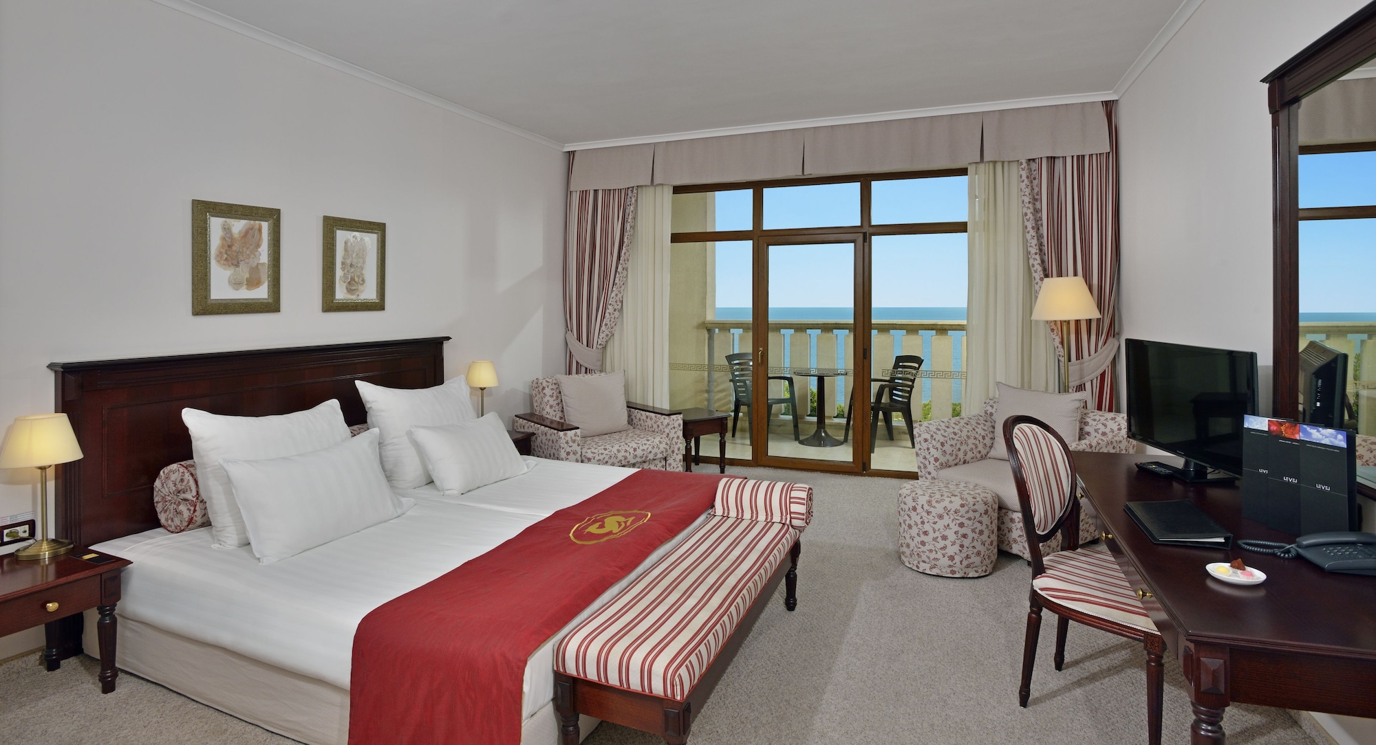 The Level, Suite, King Bed