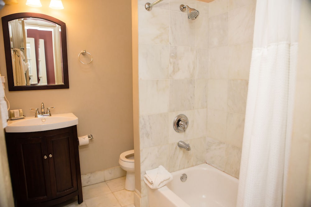 Lamothe House Hotel A French Quarter Guest Houses Property 26/57
