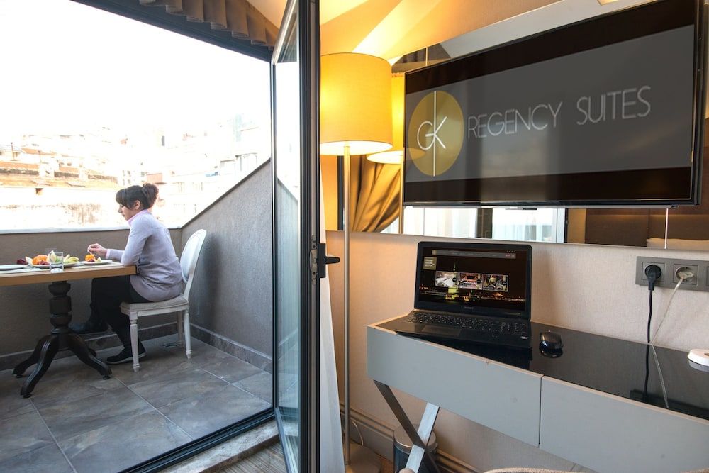 Gk Regency Suites Hotel 46/54