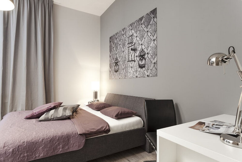 Absynt Apartments Old Town Deluxe 12/50