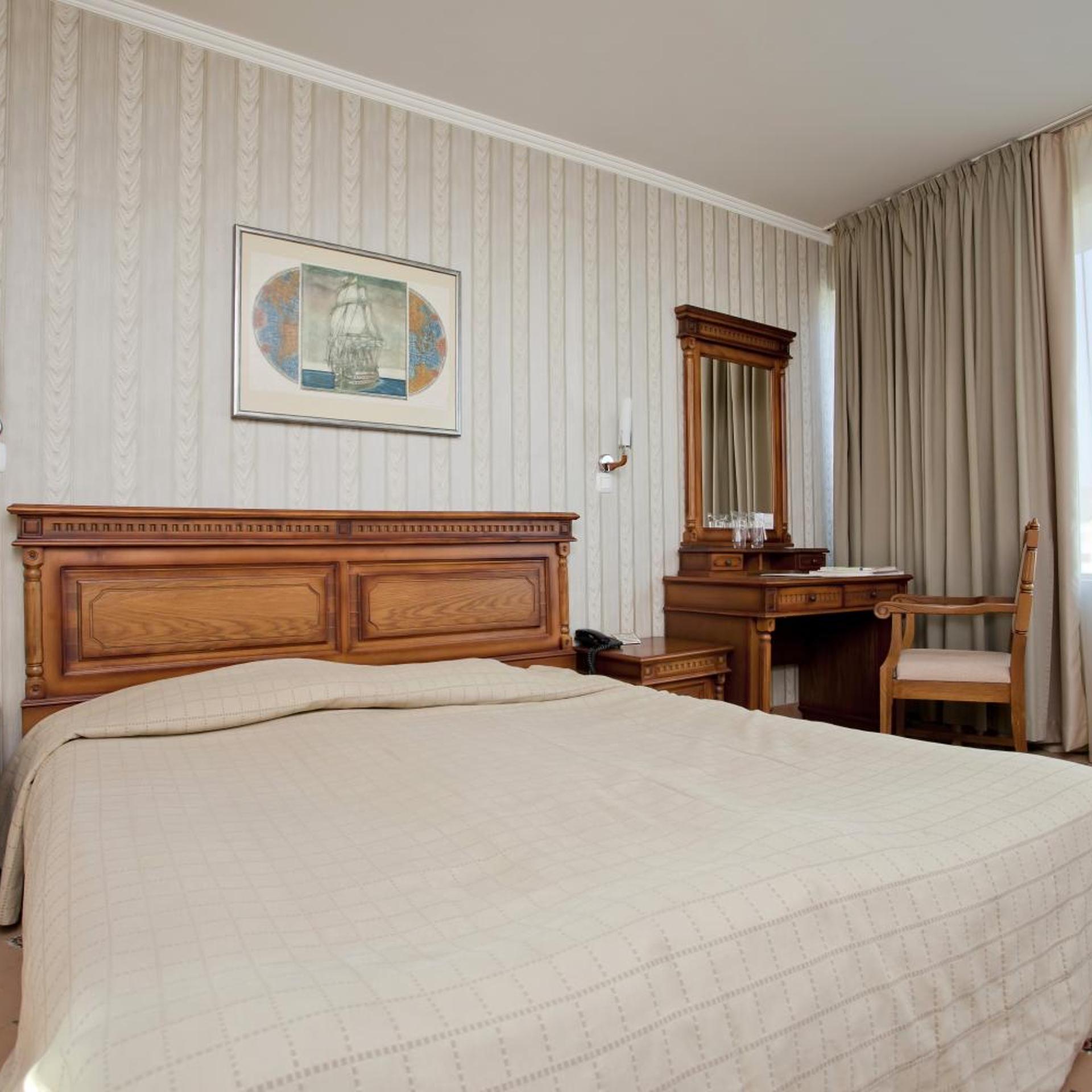 Standard, Double Bed