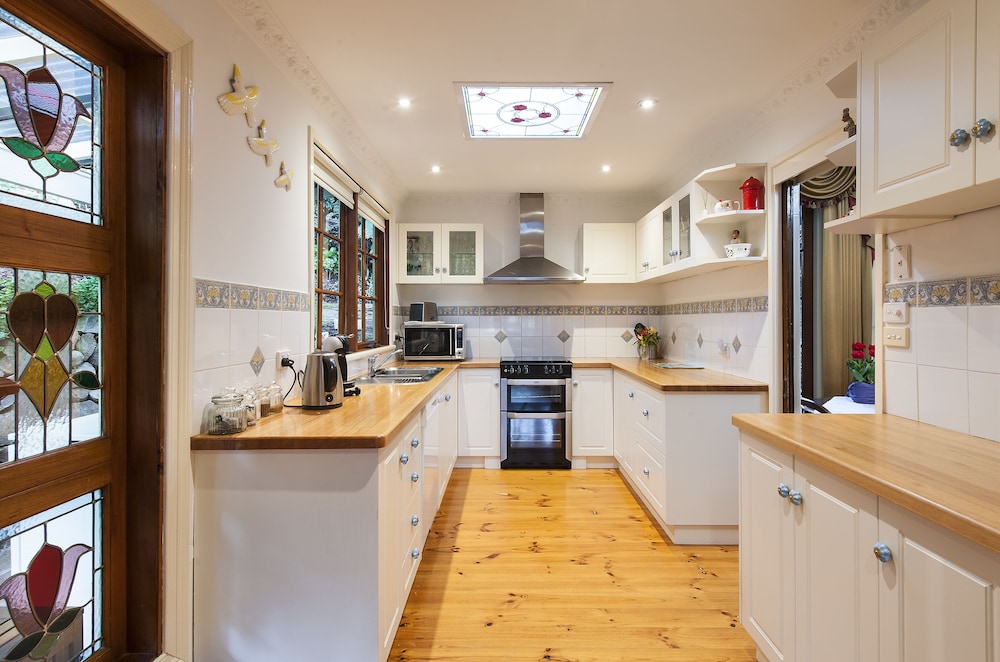 Charnwood Cottages 4/38