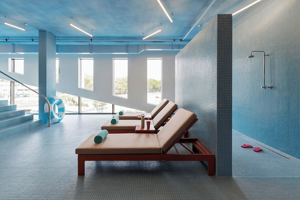 Moxy Alfragide Lisboa 31/58