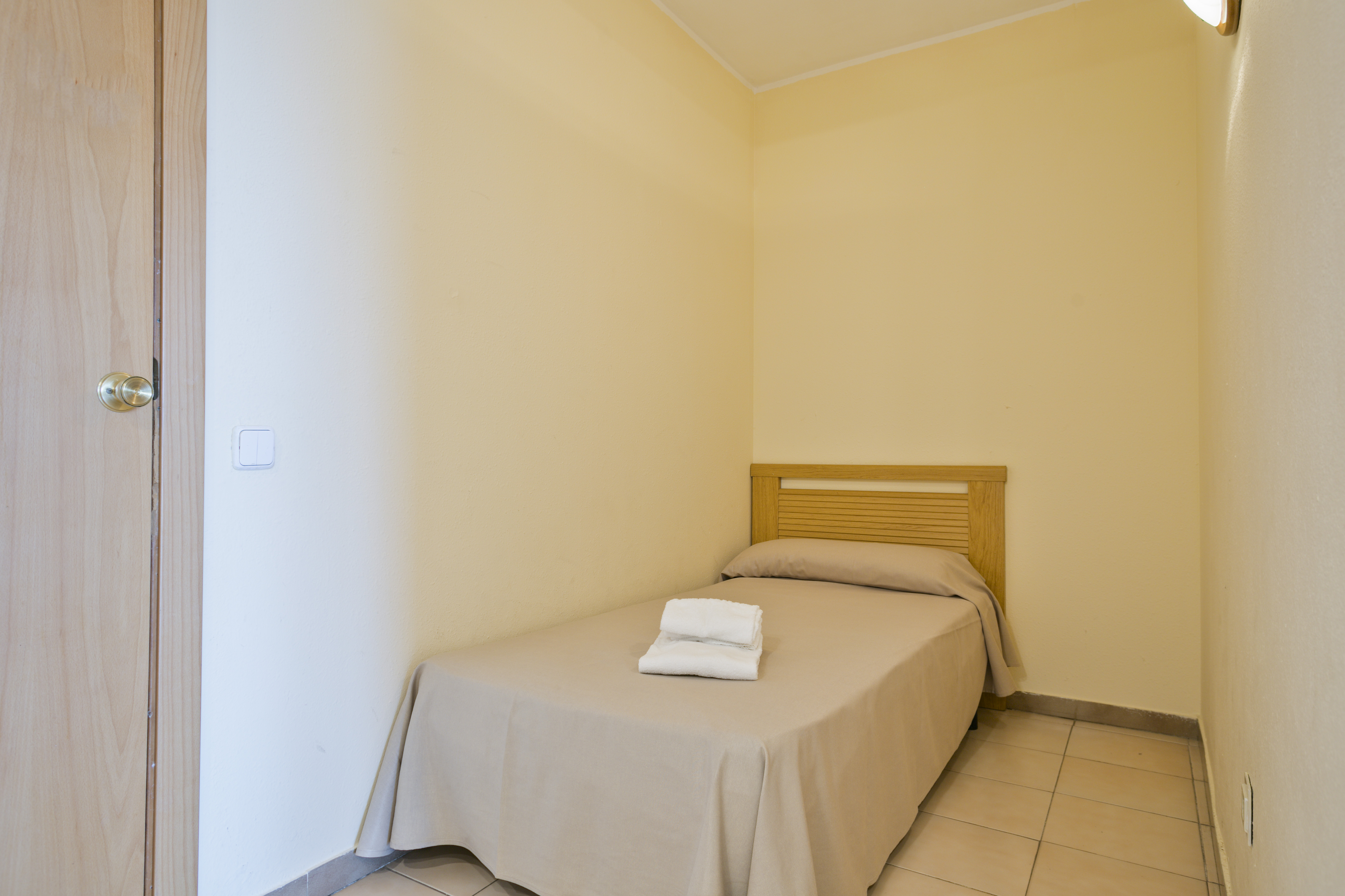 C&B APARTAMENTO CATALUNYA 92 7/17