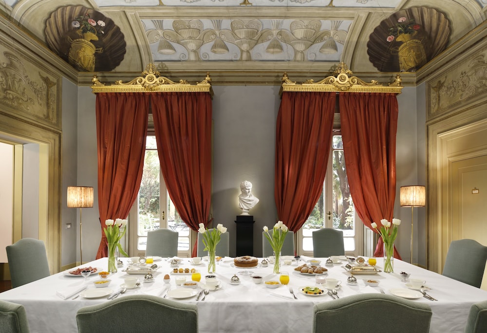 Al Palazzo Del Marchese Di Camugliano 28/76