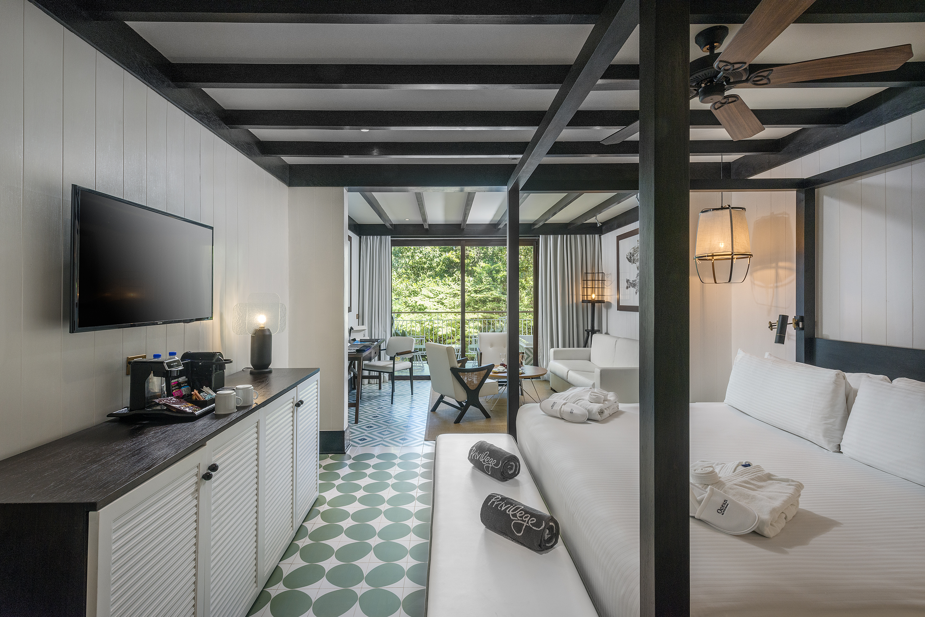 Superior, Suite, Garden View