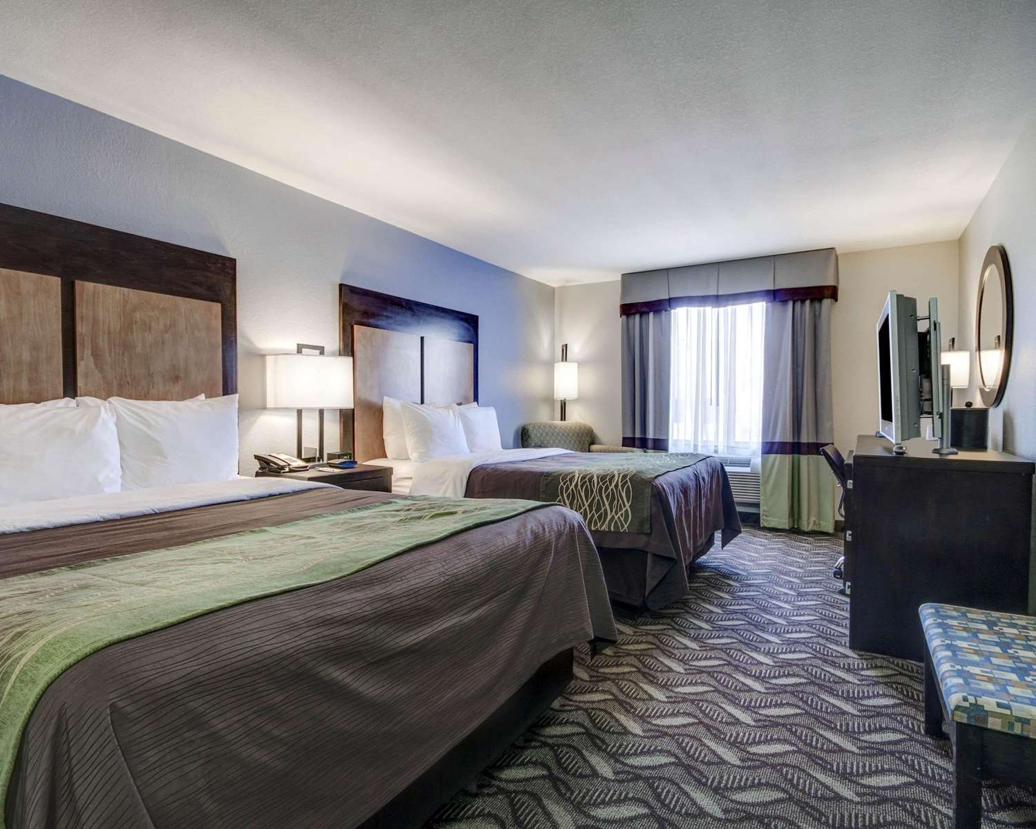 ROOM, 2 DOUBLE BEDS