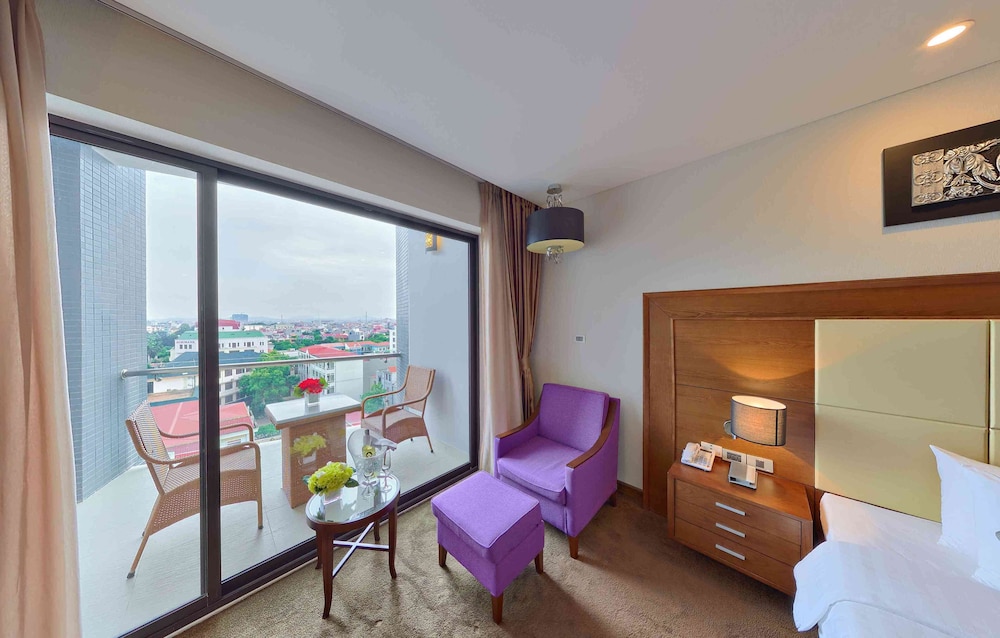 Le Indochina Hotel & Spa 38/66