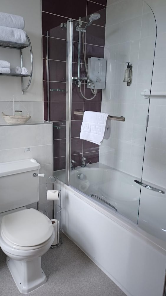 Glan Heulog Bed and Breakfast 55/59