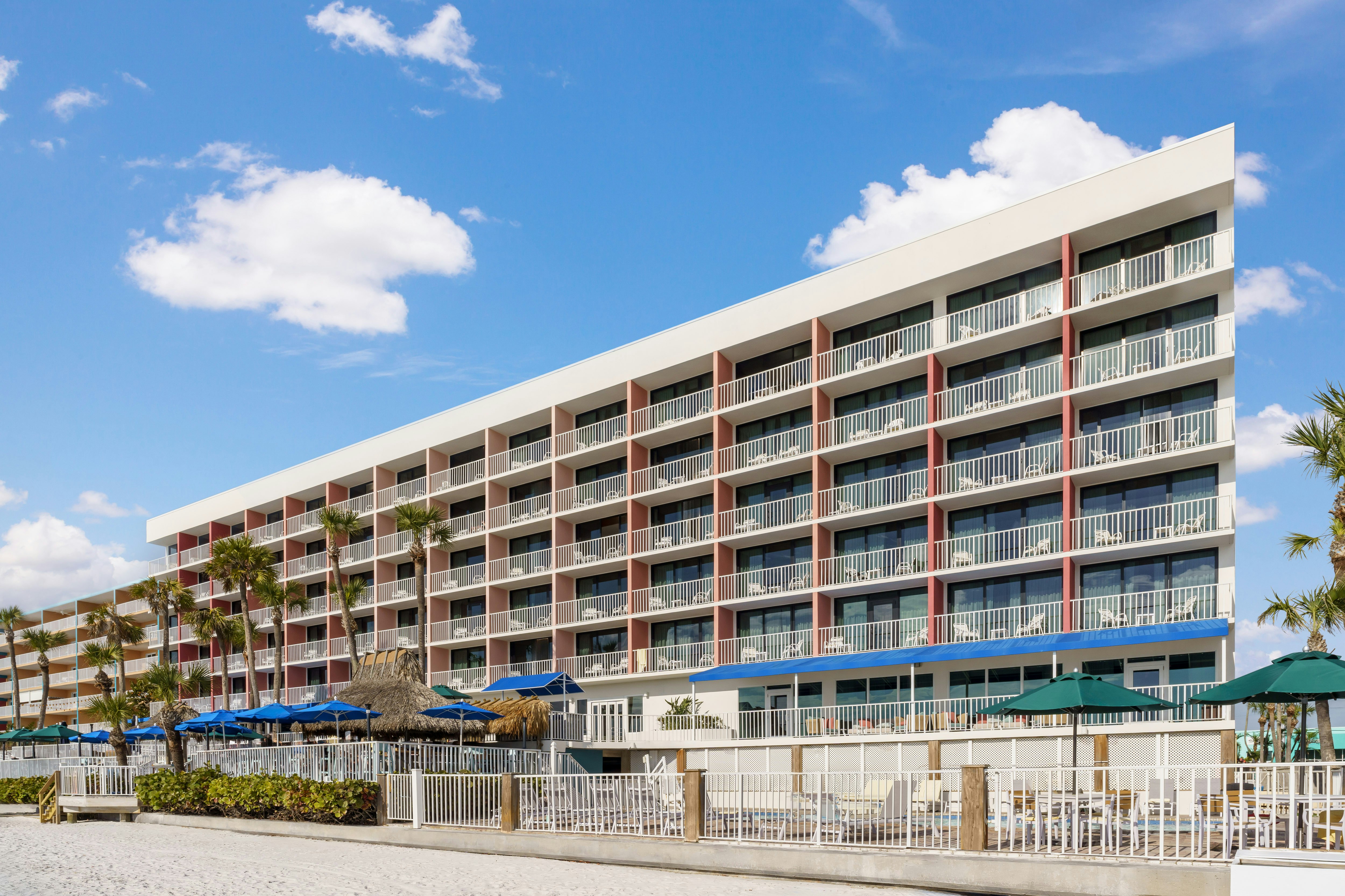 DoubleTree Beach Resort by Hilton Tampa Bay - North Redington Beach 2/59