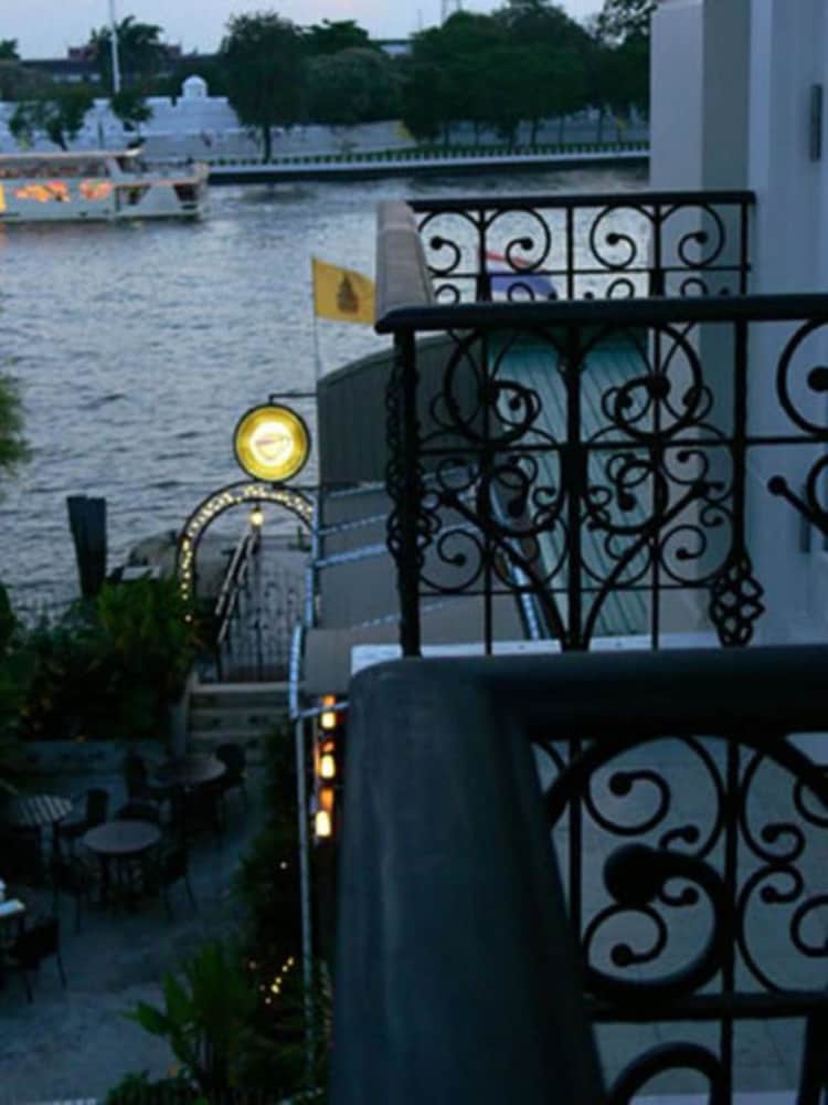 Aurum The River Place 12/30